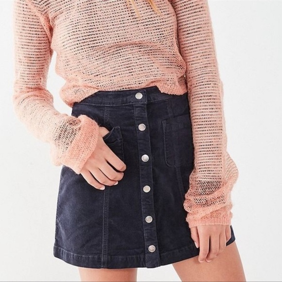 Urban Outfitters Sz XS Blue Velvet Snap Front A-Line Mini Skirt. - Picture 8 of 10